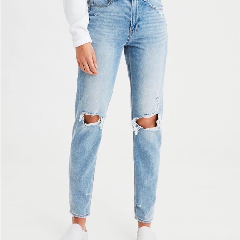 American Eagle mom jeans size 10 short
